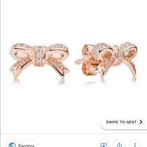 Pandora Bow Earrings 🎁 Inside Box